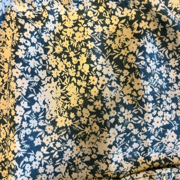 Paper Crane Floral Blue Skirt - Picture 3 of 4